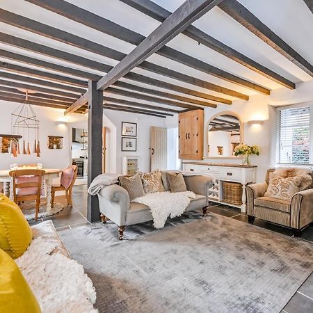 A Superb Bijou Retreat With Jacuzzi Near An Excellent Village Pub Yelverton Exteriör bild