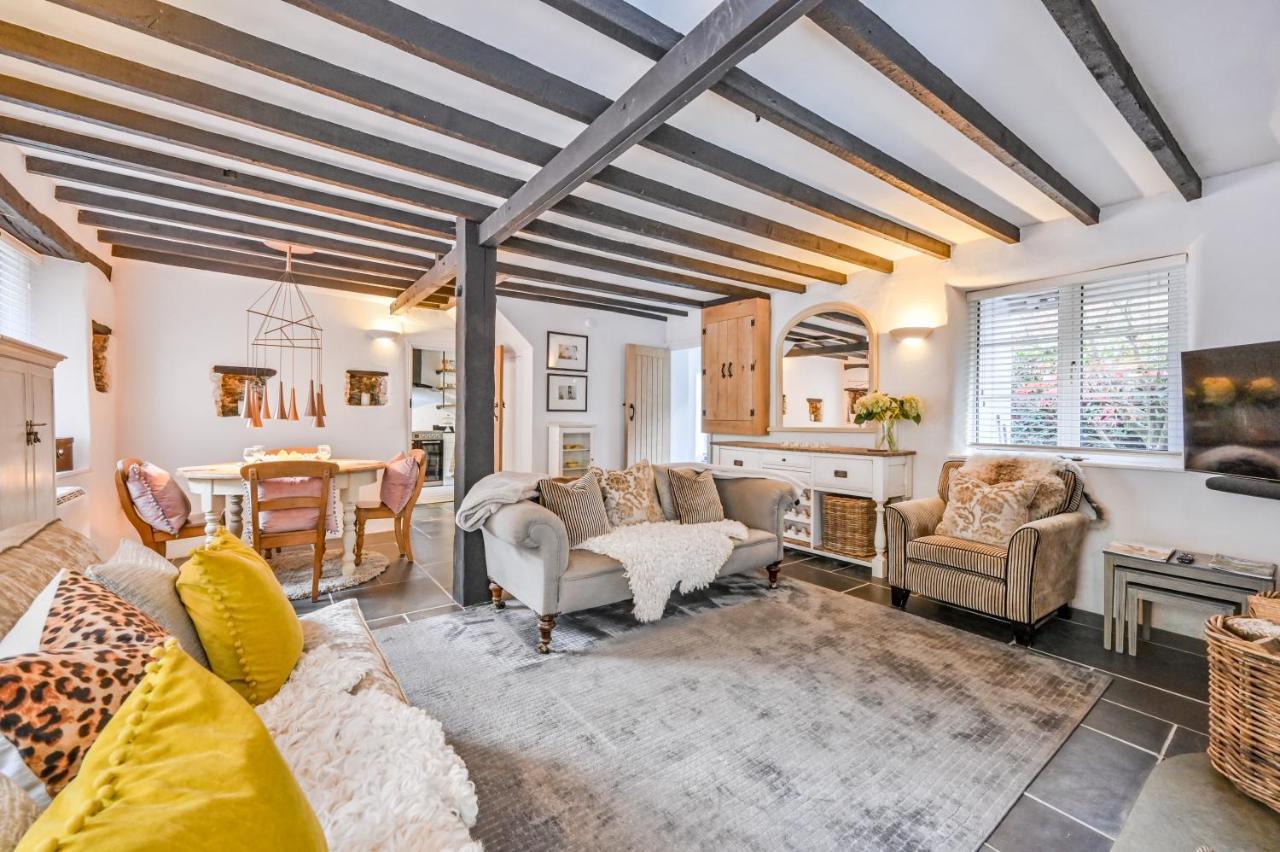 A Superb Bijou Retreat With Jacuzzi Near An Excellent Village Pub Yelverton Exteriör bild