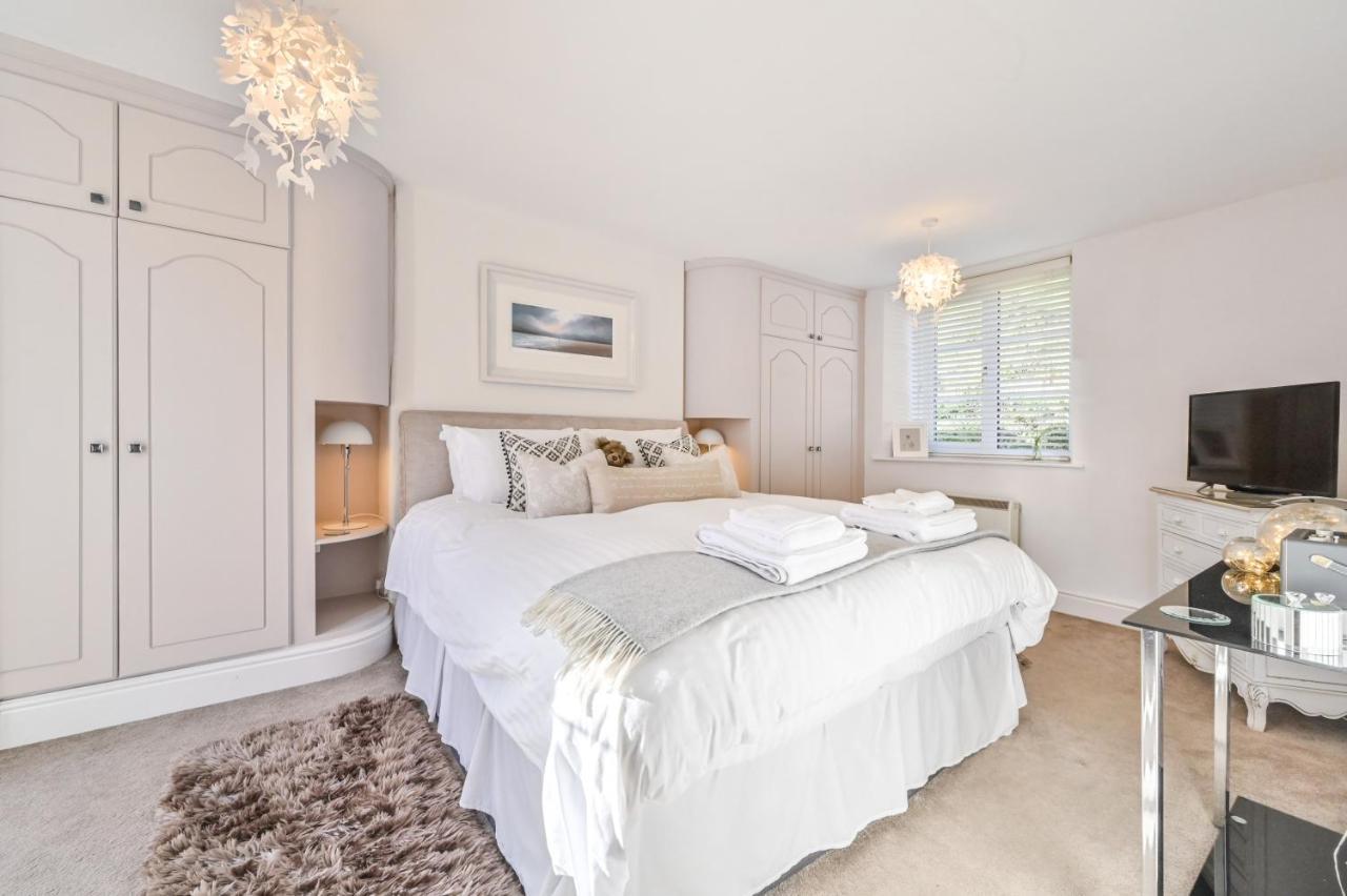 A Superb Bijou Retreat With Jacuzzi Near An Excellent Village Pub Yelverton Exteriör bild